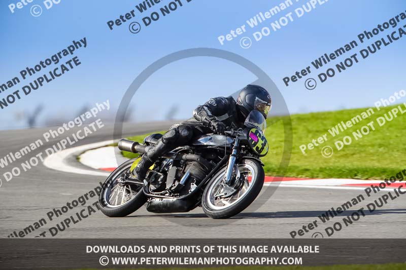 donington no limits trackday;donington park photographs;donington trackday photographs;no limits trackdays;peter wileman photography;trackday digital images;trackday photos